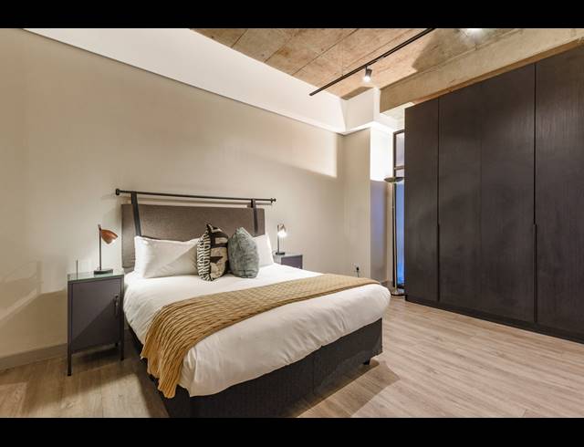 1 BEDROOM APARTMENT FOR SALE IN SANDOWN